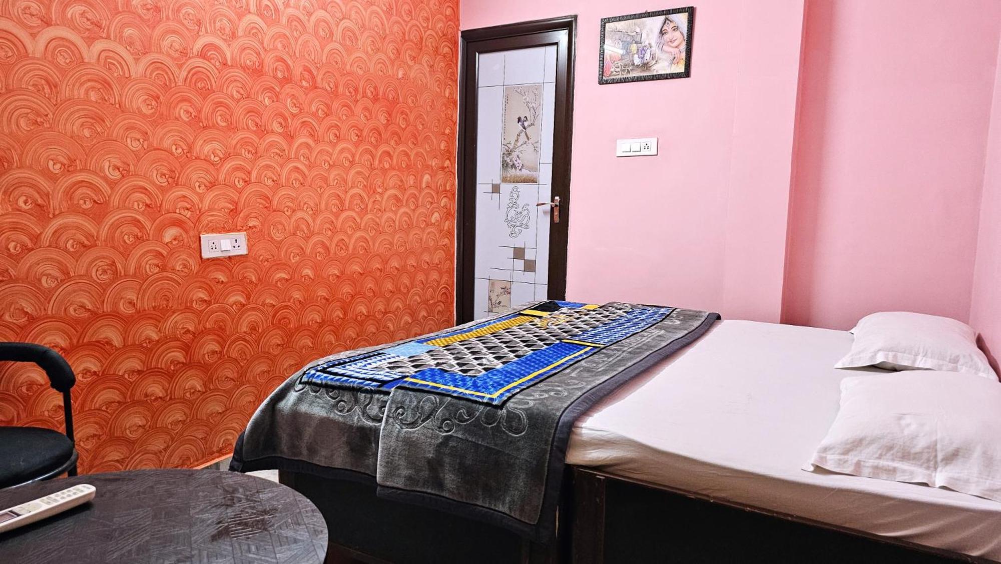 Hostel Banjara House Waranasi Zewnętrze zdjęcie